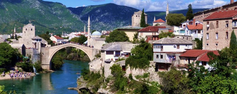 The mountains and rivers and villages nestled in the steep altitudes of Germany are amazing to visit!