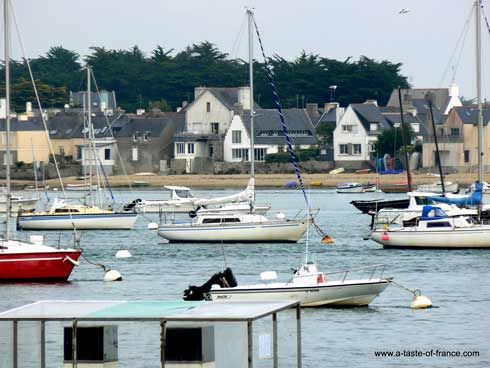 RT @france_images: Loctudy a popular sailing centre in #Brittany #France...